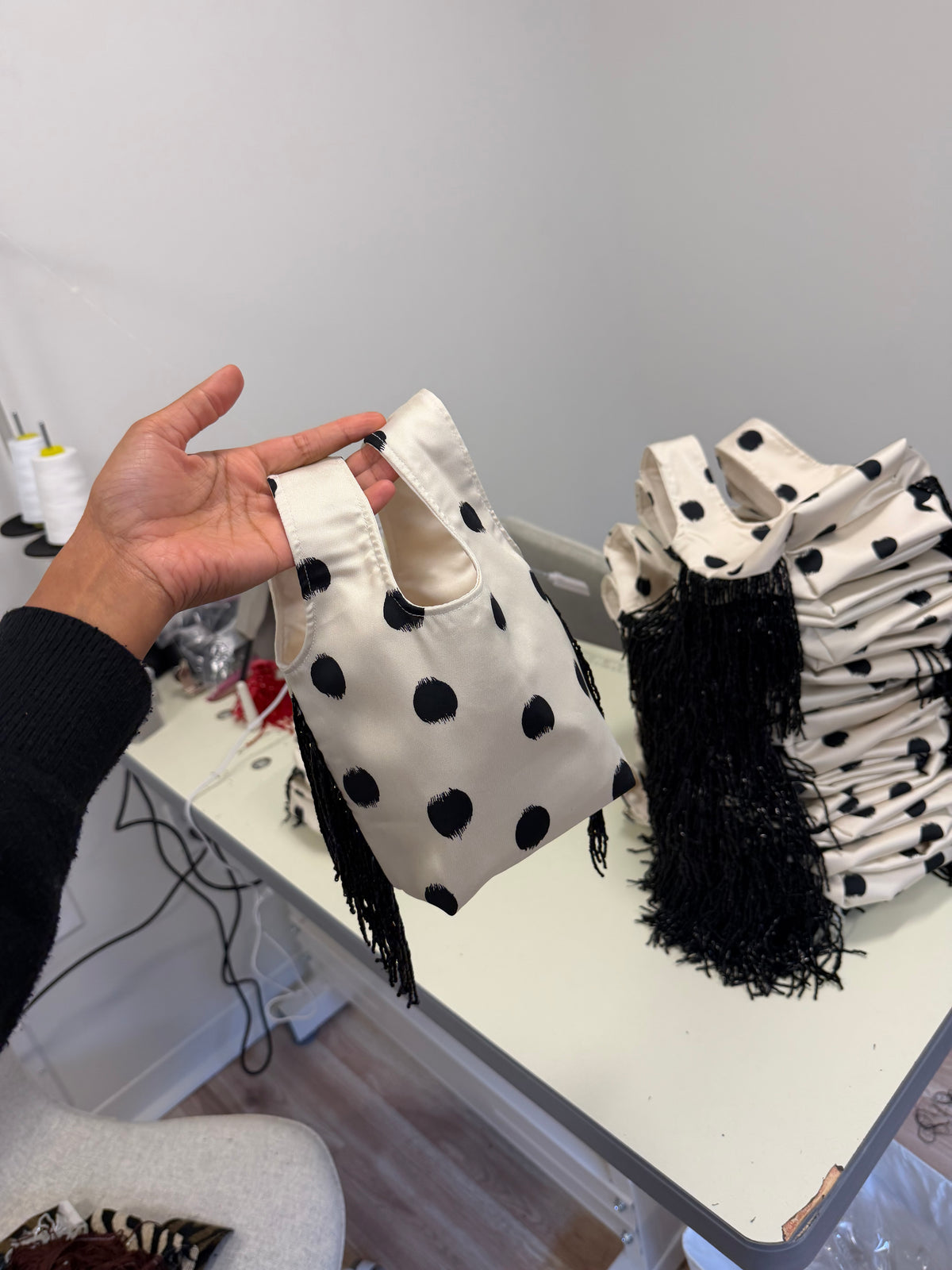 Le Sac Mini - B/W Polka Dot