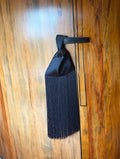 Le Knot Mini - Black Satin 18”